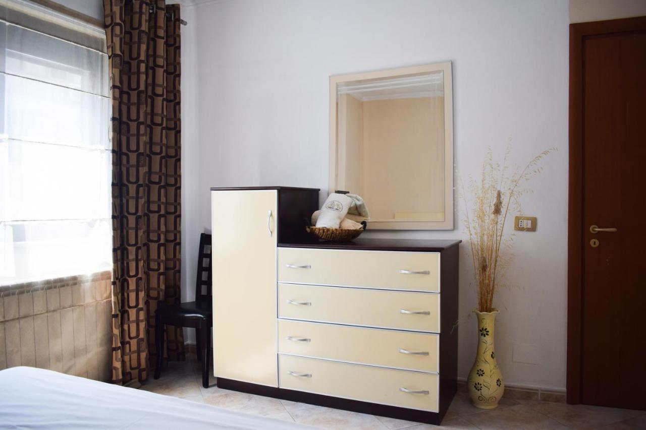 New Apartment Zoe Shkodër エクステリア 写真